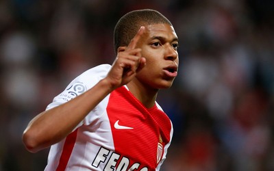 博鱼电竞动态-C罗社交媒体点赞引发转会猜测