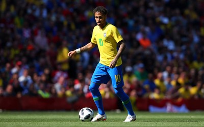 博鱼电竞焦点-克拉马里奇任意球直接破门无解